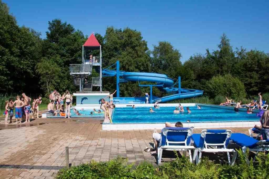 Puur Eernewoude Luxe Chalet Direct Aan Open Vaarwater Gelegen In De Alde Feanen Earnewâld Exterior foto